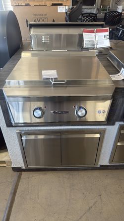 Twin Eagles 30-Inch Built-In Natural Gas Teppanyaki Griddle - TETG30-CN