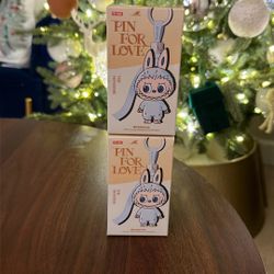 Pin For love Vinyl Plush Pendant 