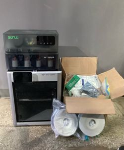Bambu lab 3D printer X1 Carbon with a sunlu ams heating unit.