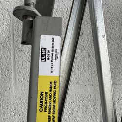 Folding Security Gate Used / Puerta De Seguridad Plegable Usada