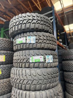 305/70R16 Crosswind MT llantas nuevas instaladas y balanceada