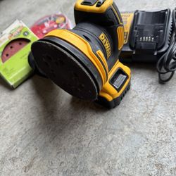 Dewalt Orbital Sander 