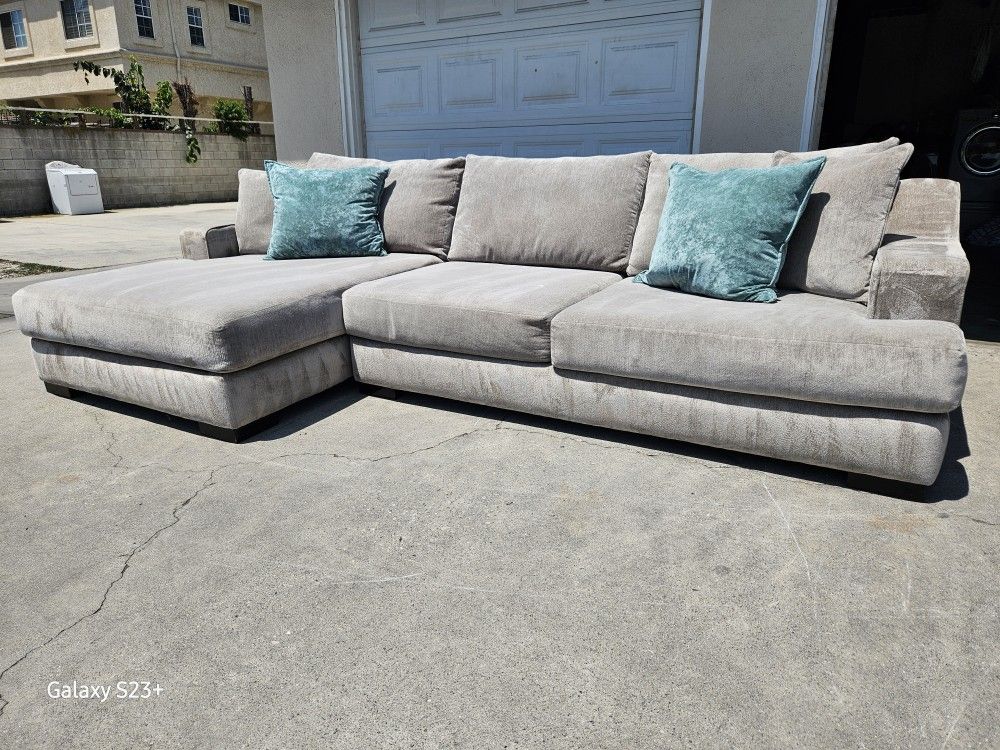 Oversized Gray Sectional Sofa 💥 Free Delivery 💥