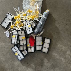 Roomba 880 Supplies Including Two Wheels
