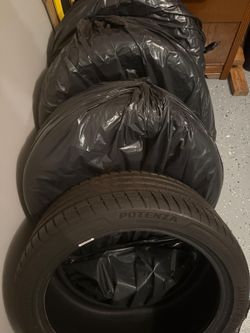 Set of 4 Spring/Summer Tires – 255/40 R20