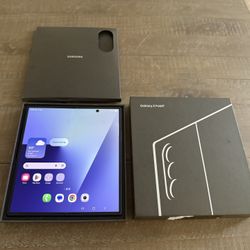Brand new Samsung Galaxy Z Fold 7 (512GB) Unlocked
