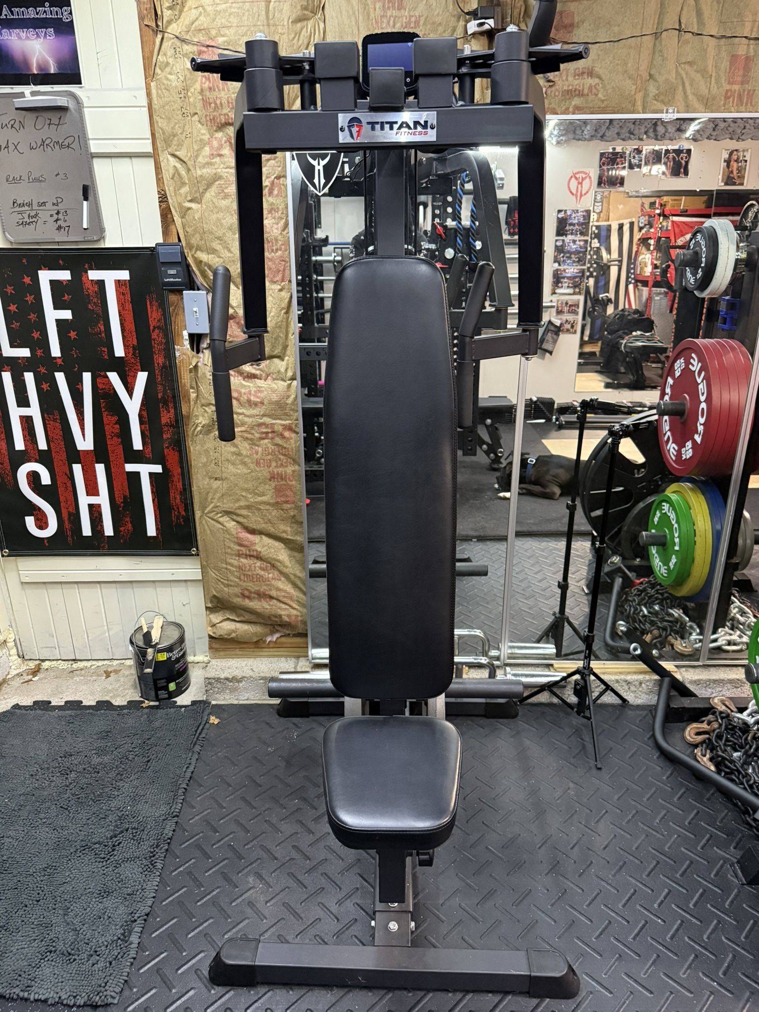 Titan Pec Fly/Rear Delt Machine