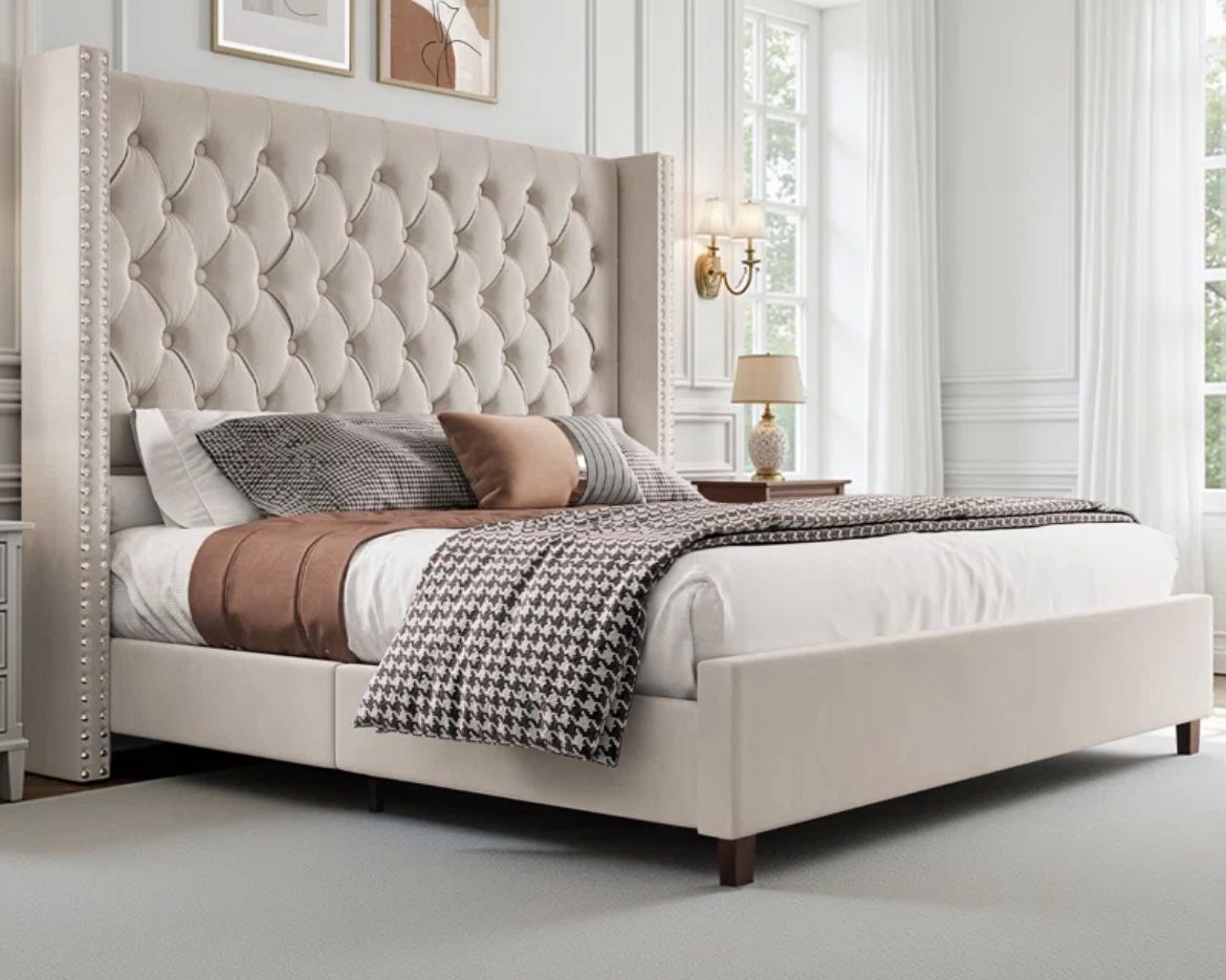 Duluth Upholstered Wingback Bed- Queen