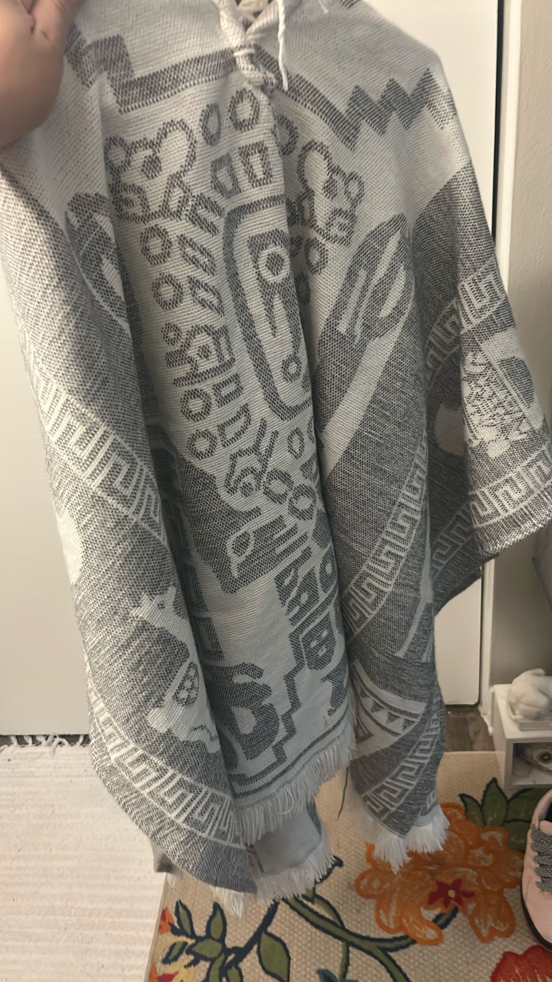 Pancho From Peru White And Grey With Hood