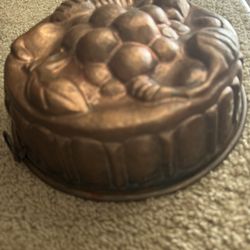 Vintage French Copper Mold Heavy Duty 10”dia 