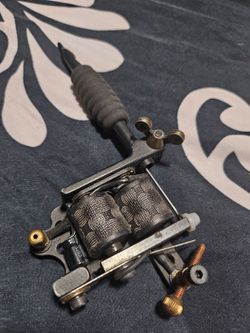 Tattoo gun