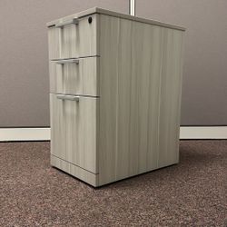 File Cabinet | Mobile