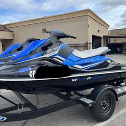 Yamaha Wave Runners EX SPORT