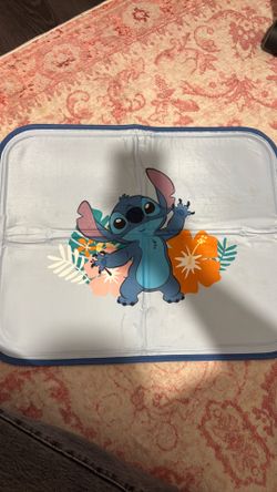 Stitch pet cooling mat