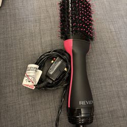 Revlon One-Step Volumizer Hair Dryer and Hot Air Brush
