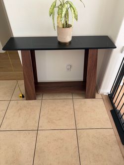 Entry Table