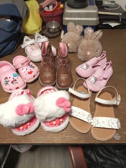Girls shoes sizes 5-6/7/10