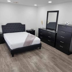 Brand New Queen Bedroom Set / Juego de Cuarto Nuevo a Estrenar… Delivery 🚚 