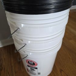 Food Storage Buckets, Mylar Bags, and Oxygen Absorbers