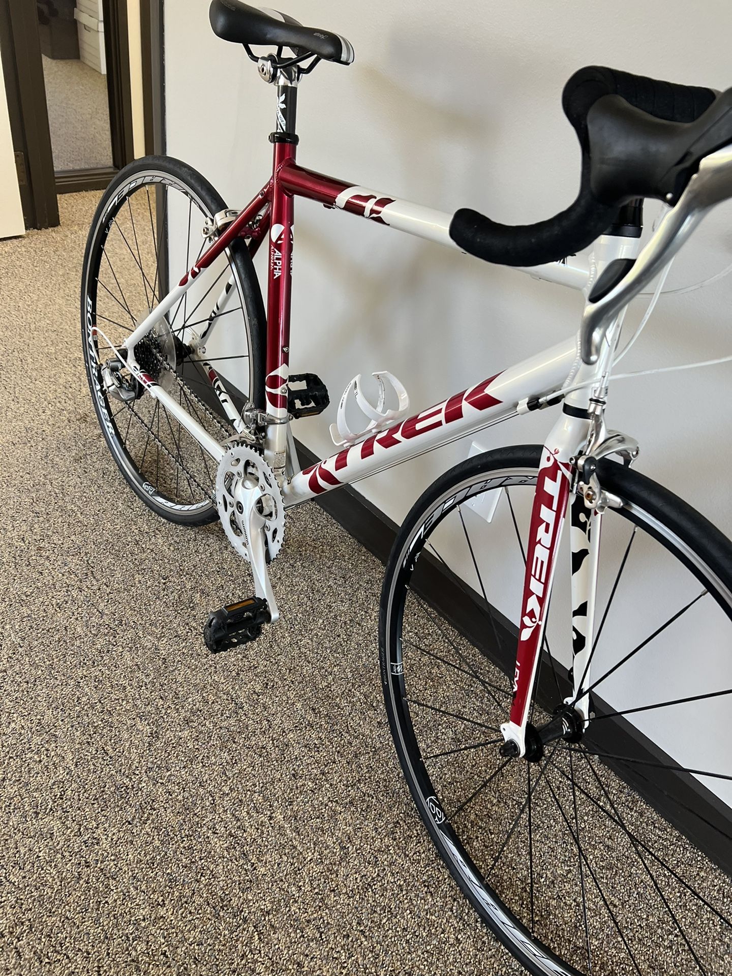 55 Cm Trek Lexa Si for Sale in Oregon City, OR - OfferUp