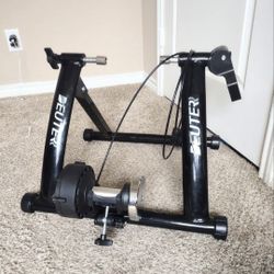 Deuter Bike Trainer  (Open Box)