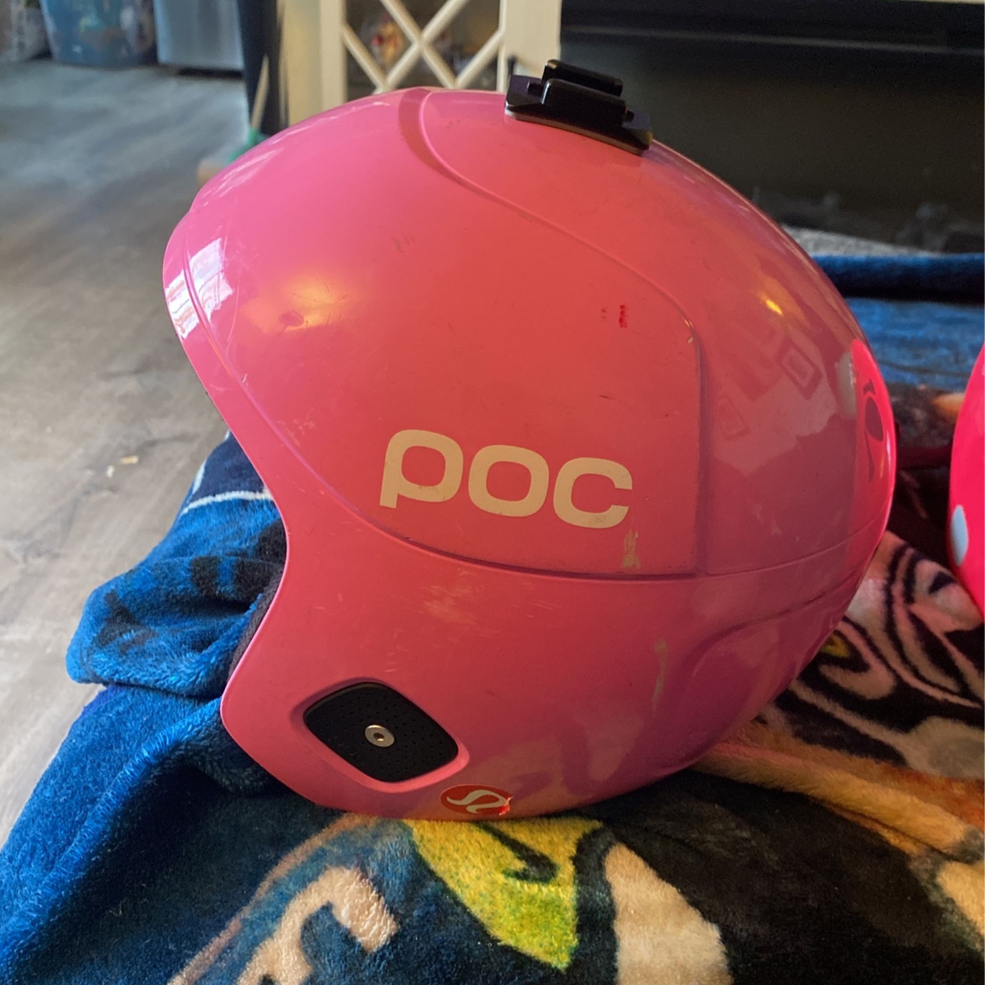 Pic Ski Halemets And Ski Gloves