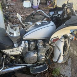 1997  Kawasaki  Police 1000