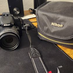 NIKON Camera 