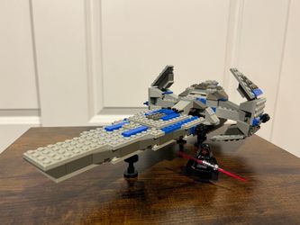 LEGO Star Wars 7151 Sith Infiltrator Set Built