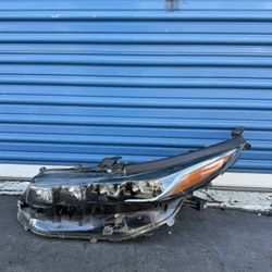 Toyota Prius Prime 2017 2018 2019 2020 Left Side LED Headlight OEM