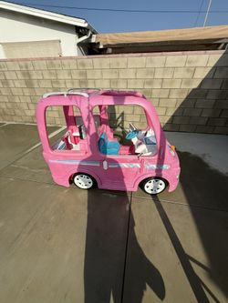 Barbie Camper Van