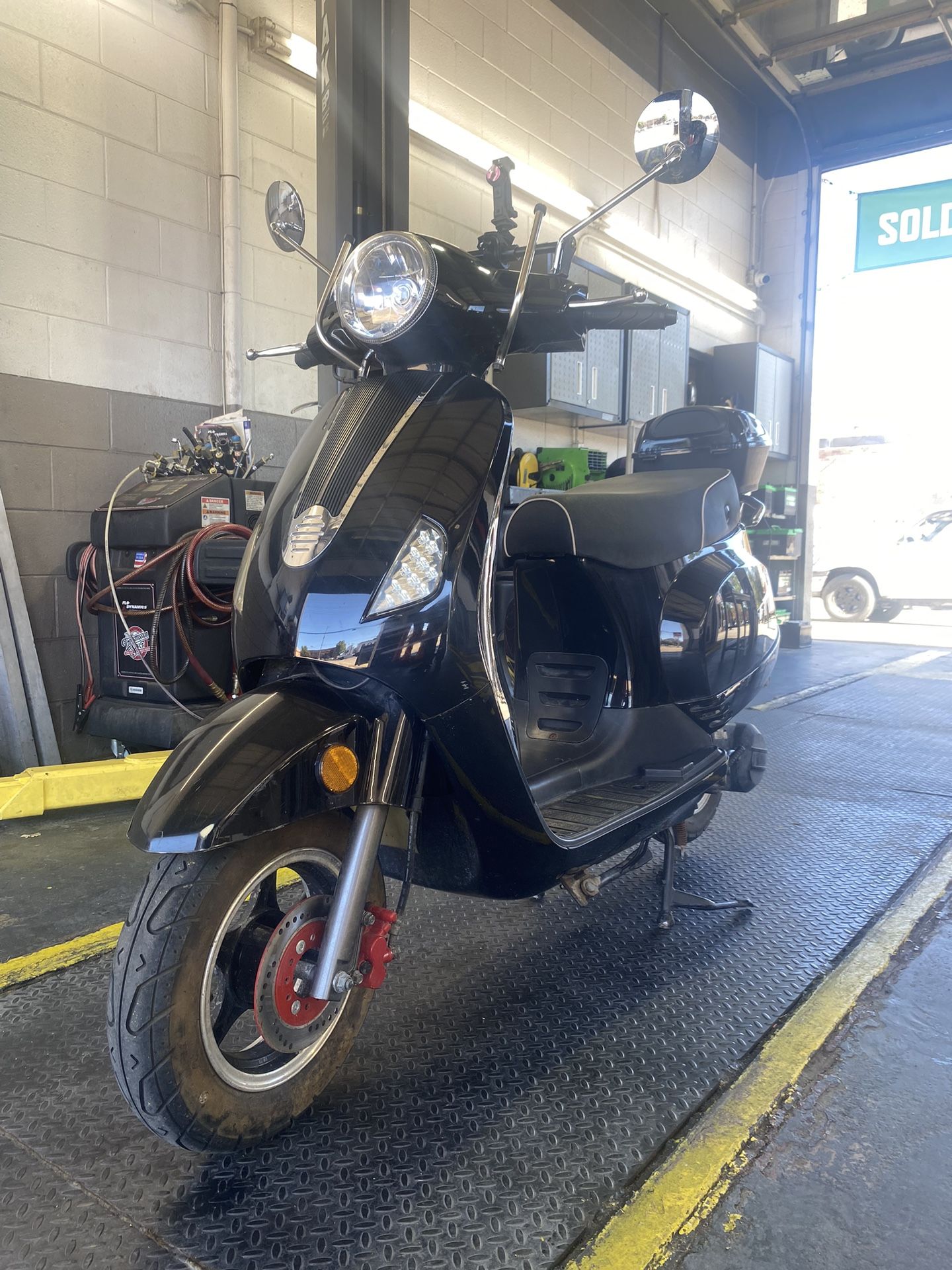 2015 JiaJue 150cc Scooter $750 OBO