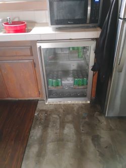 Ice Cold Beverage Center