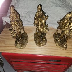 The 3 Wiseman  in gold