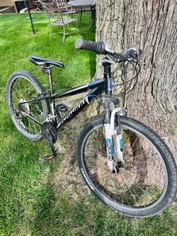 Schwinn scour mountain bike, 26” $85