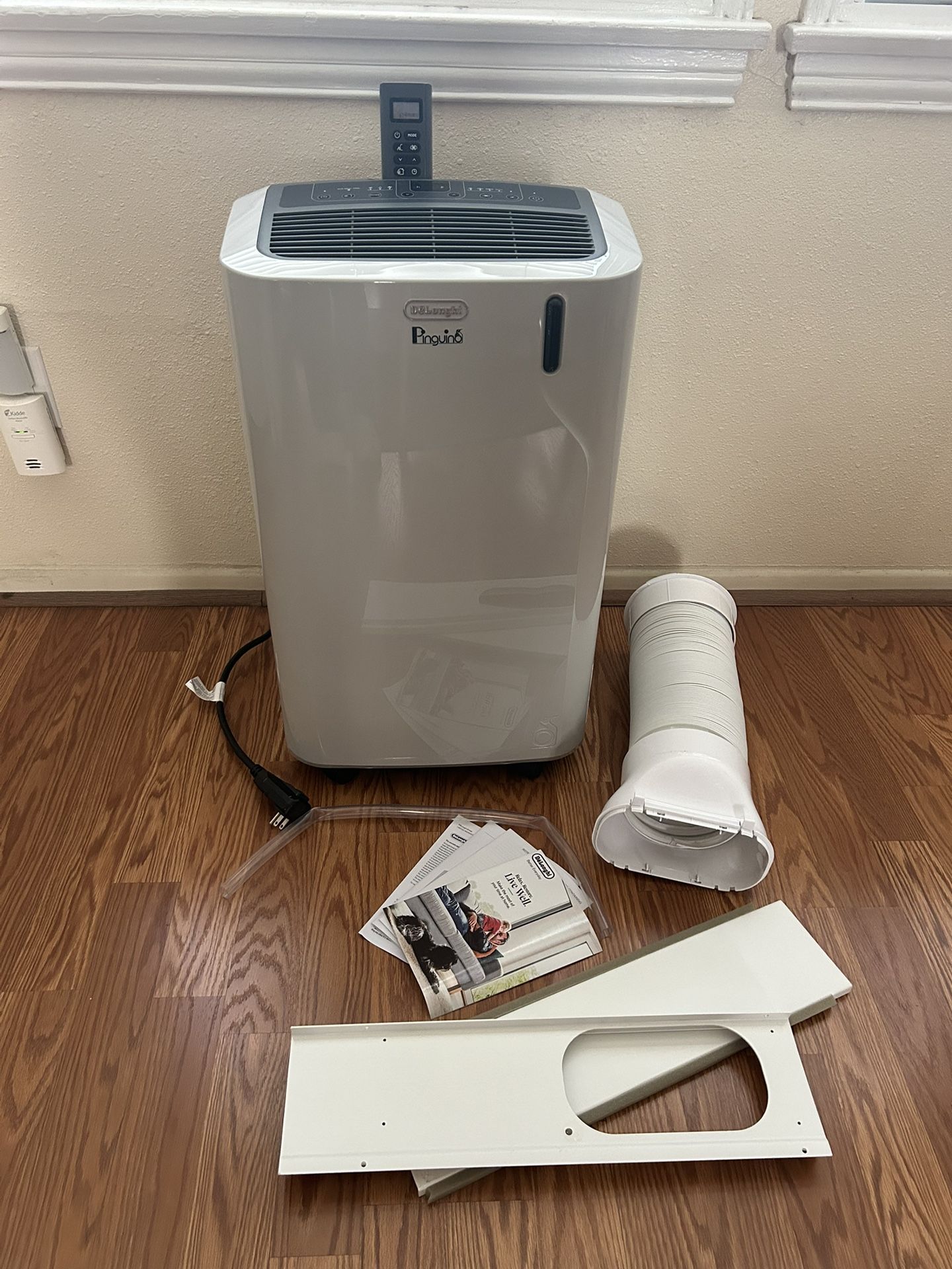 AC Unit with Hose