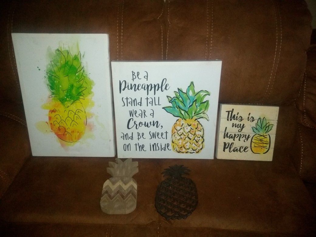 Pineapple Home Decor