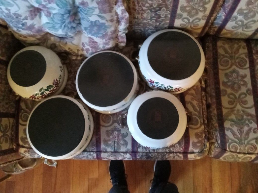 Asta Cookware