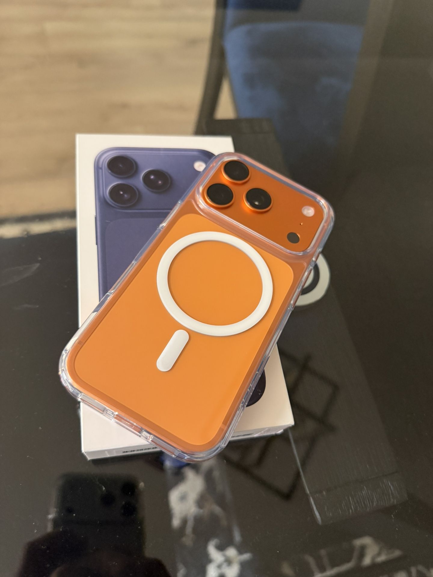 “sealed” NEW iPhone 17 Pro 256gb (Unlocked) Blue