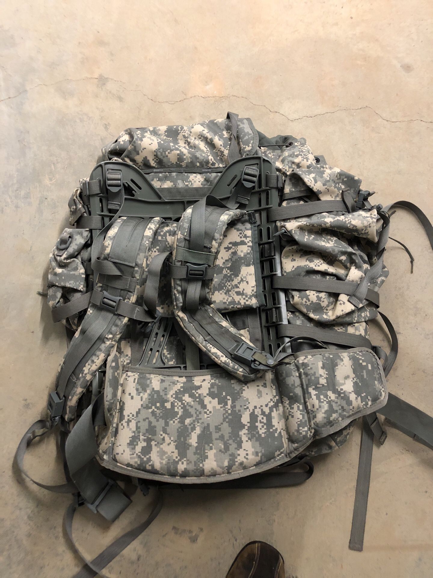 Large Army Backpack With Padded Frame