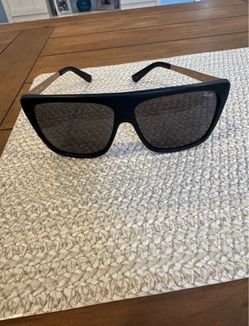 Quay Black Flat-Top Sunglasses