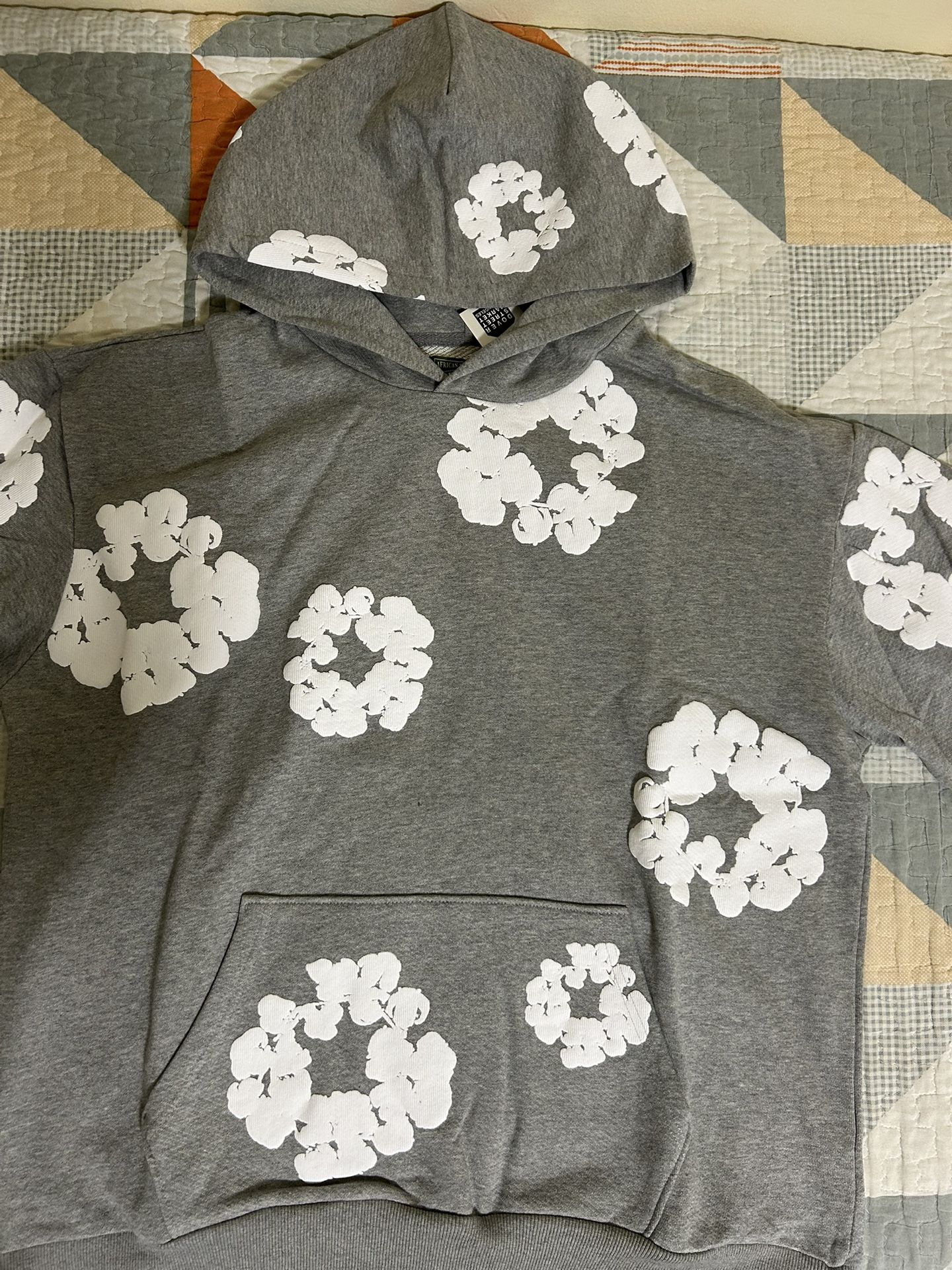 Brand New Gray XL Denim Tear Hoodie (STEAL ‼️)