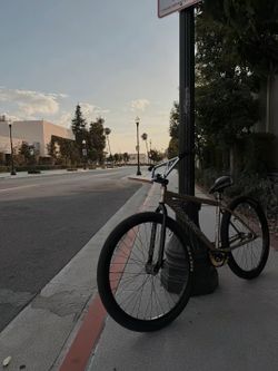 Throne bike trade for street code bike