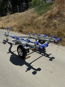 Jet ski trailer