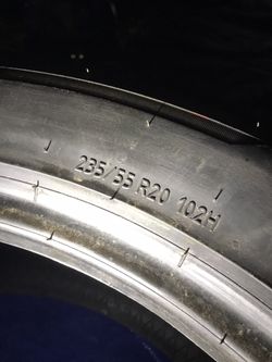 235/55R20 BF GOODRICH TIRE