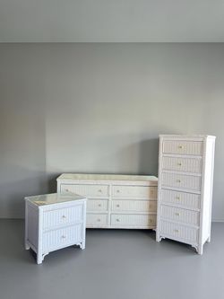 Vintage Henry Link Wicker Bedroom Furniture – 3-Piece Set