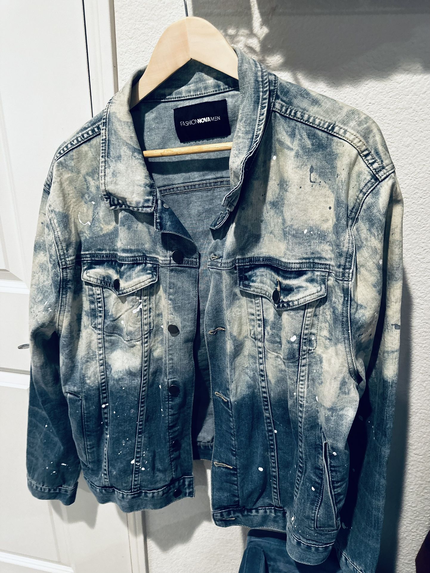Jeans Jacket (Blue And White)