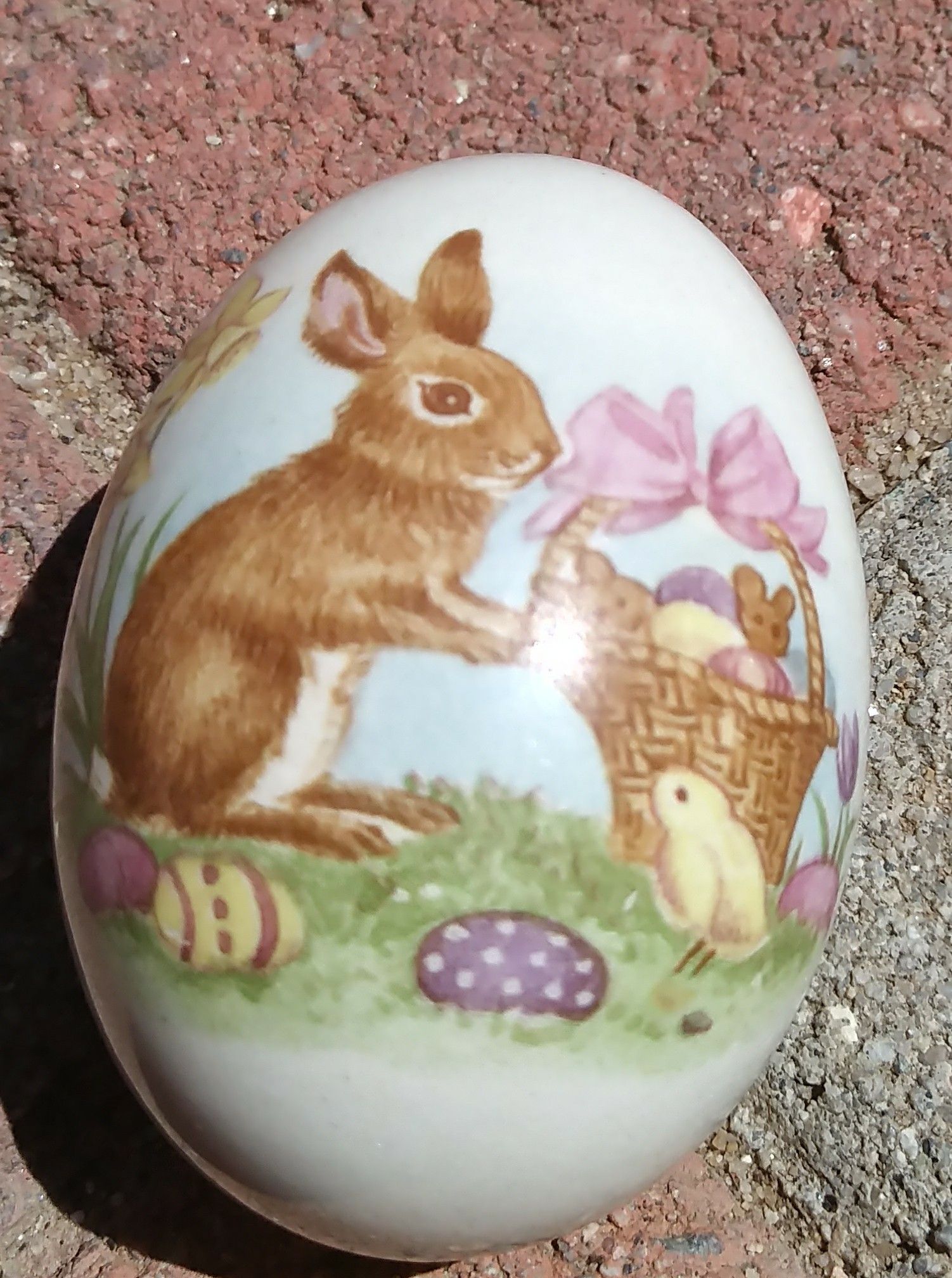 Porcelain Egg /Screen Printed Easter Bunny w/ Basket