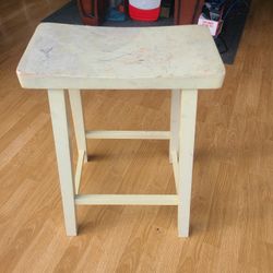 1 Barstool PICK UP ONLY Bc College Area 