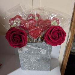 Valentine's Chocolate Lollipops